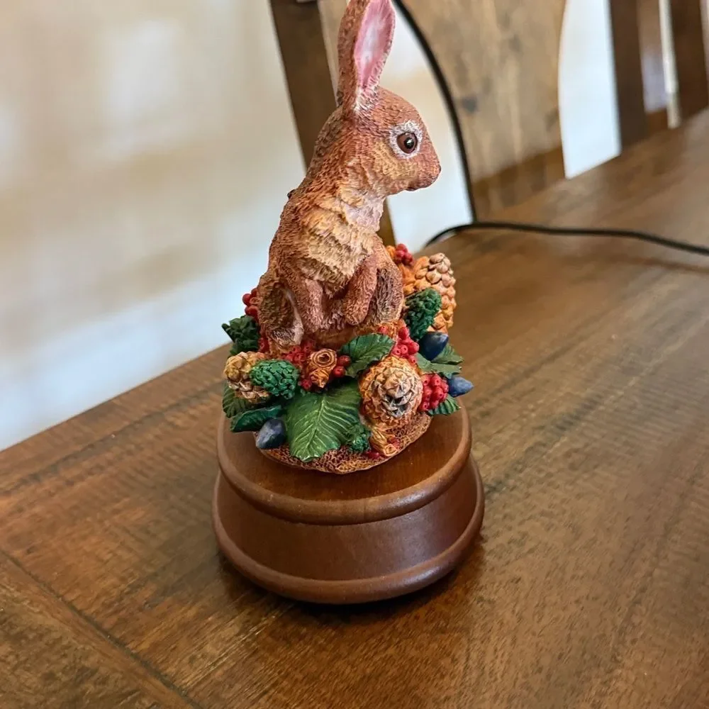 Vtg Winterthur 1996 Rabbit Bunny Music Box By Enesco - Picture 5 of 8